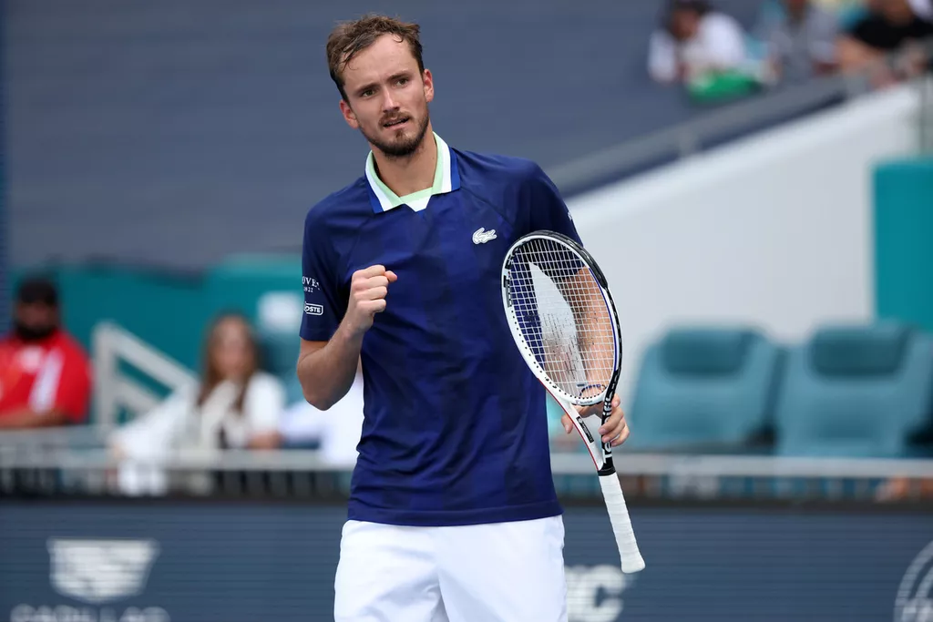 Медведев поднимется на 9-е место в рейтинге ATP после финала в Галле