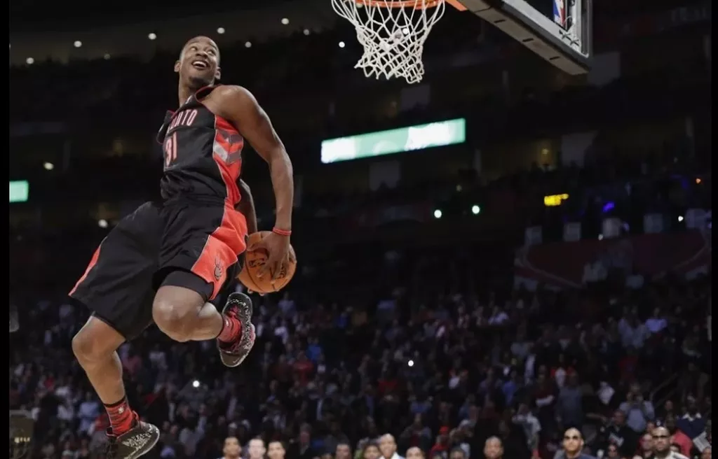 Обратный данк