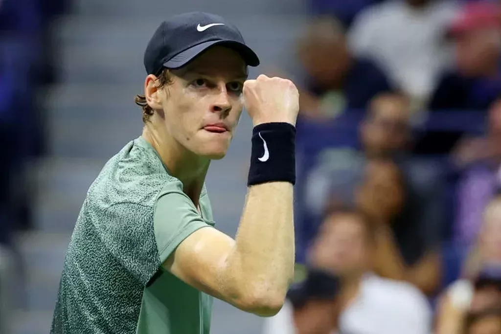 Янник Синнер уверенно обыграл Вита Коприву и вышел во второй круг US Open