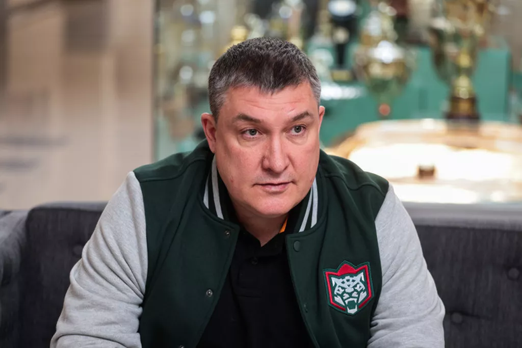 Тренер «Ак Барса» Гатиятулин высказался о провальном старте команды в новом сезоне КХЛ