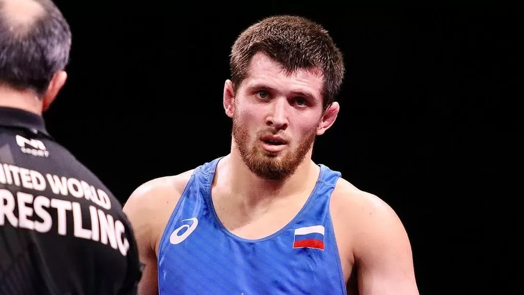 Аманула Гаджимагомедов завоевал серебряную медаль на ЧМ – 2025 по вольной борьбе