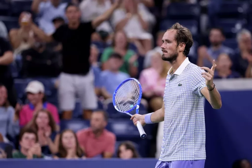 Янчук раскритиковал Медведева за выступление на US Open