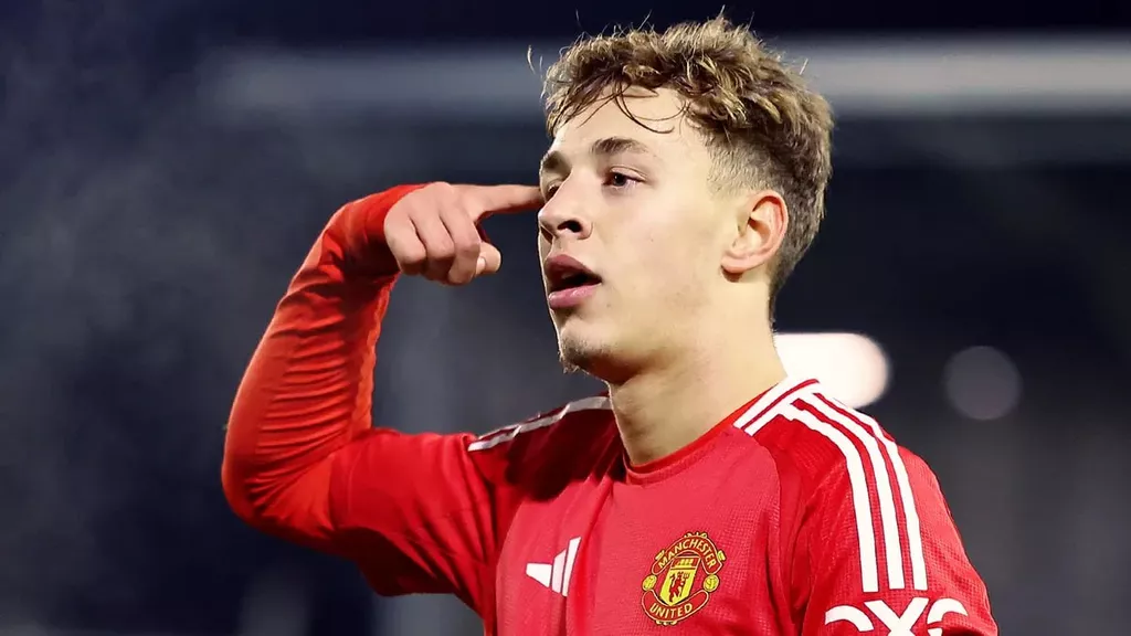 Источник: Юная звезда «Манчестер Юнайтед» сменил спортивное гражданство с английского на российское