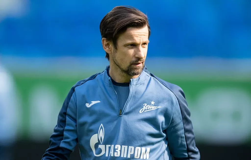 Тренер «Зенита» Семак раскритиковал судей РПЛ за непоследовательность