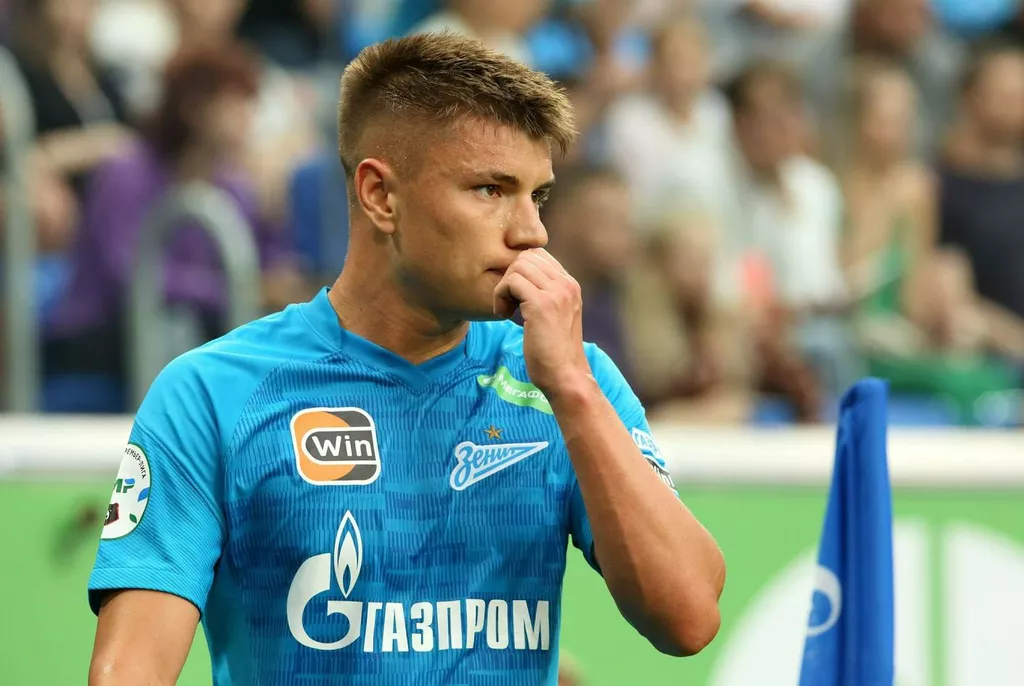 «Мы живём сейчас в неспокойное время». Первак - о попытке похищения Мостового