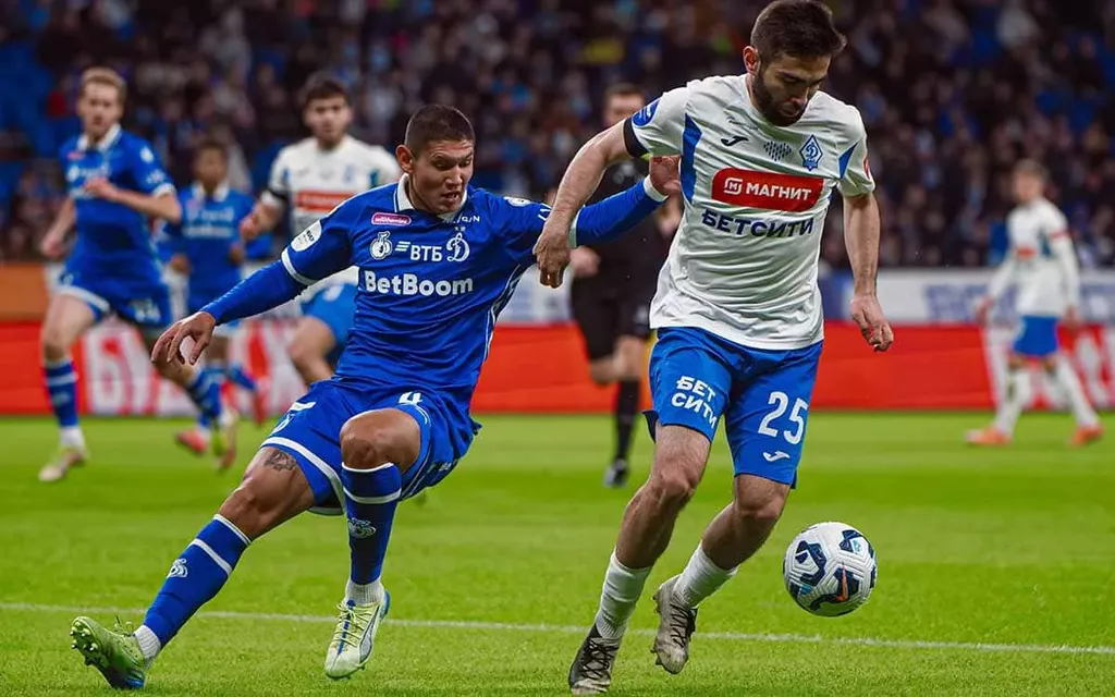 Московское «Динамо» разгромило махачкалинское «Динамо» в первом матче после прихода Гусева