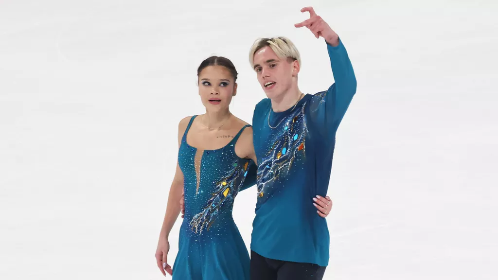 Екатерина Чикмарёва и Матвей Янченков — победители парного Гран-при России в Омске