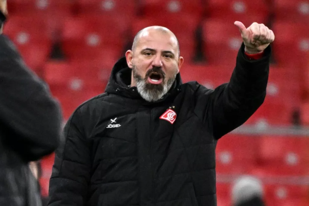 Деян Станкович пропустил пресс-конференцию после матча с «Ахматом»