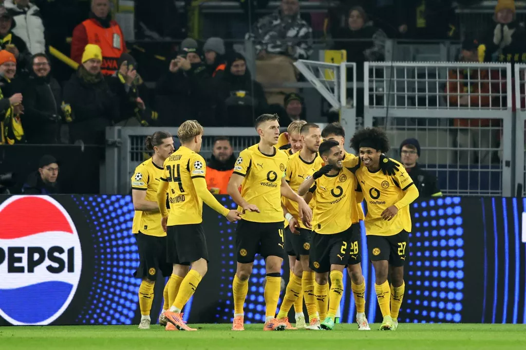 Дортмундская «Боруссия» на выезде обыграла «Байер» в 12-м туре Бундеслиги