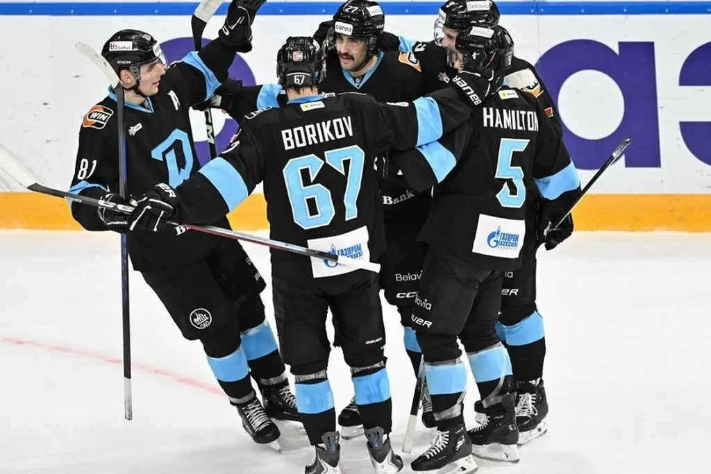 Минское «Динамо» со счётом 7:0 разгромило «Сибирь» в домашнем матче КХЛ