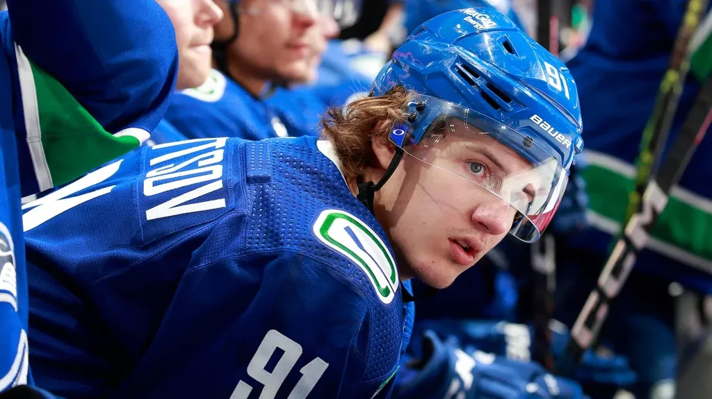 Экс-форвард «Ванкувера» Кравцов заключит трехлетний контракт «Трактором»