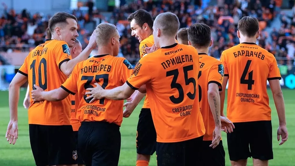 «Урал» с минимальным счётом победил «Челябинск» в перенесённом матче 14-го тура Первой лиги