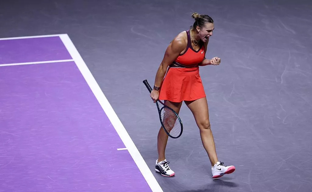 Арина Соболенко обыграла Джессику Пегулу в матче Итогового турнира WTA