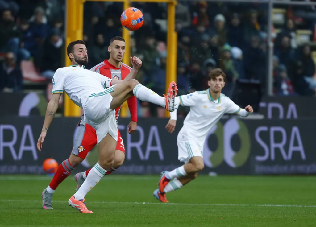 «Рома» стала новым лидером Серии А после победы над «Кремонезе»