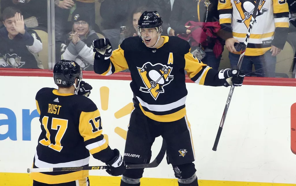 Евгения Малкина оштрафовали на 5 тысяч долларов за удар клюшкой по рукам соперника