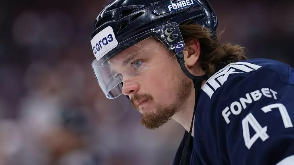 Нападающий «Металлурга» Джонсон не может вернуться в расположение клуба из-за кражи паспорта