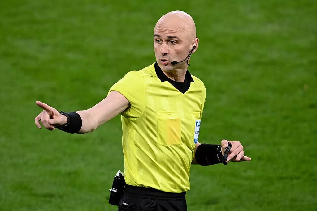 Карасев рассказал, как относится к критике судейства со стороны футболистов