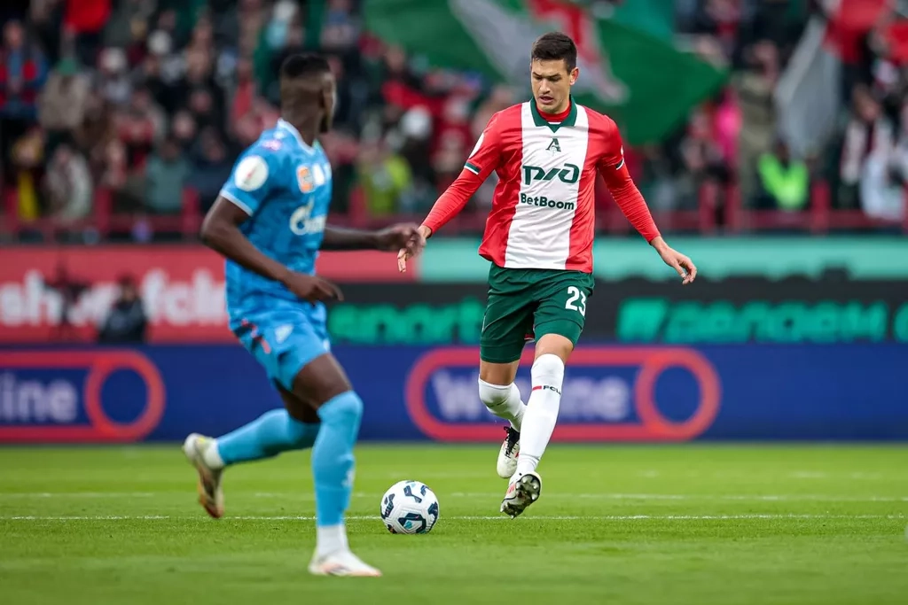 Мостовой назвал фаворита в матче 14-го тура РПЛ «Зенит» - «Локомотив»