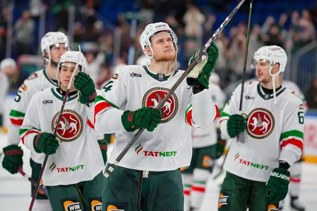 «Ак Барс» одержал уверенную победу над СКА в домашнем матче КХЛ