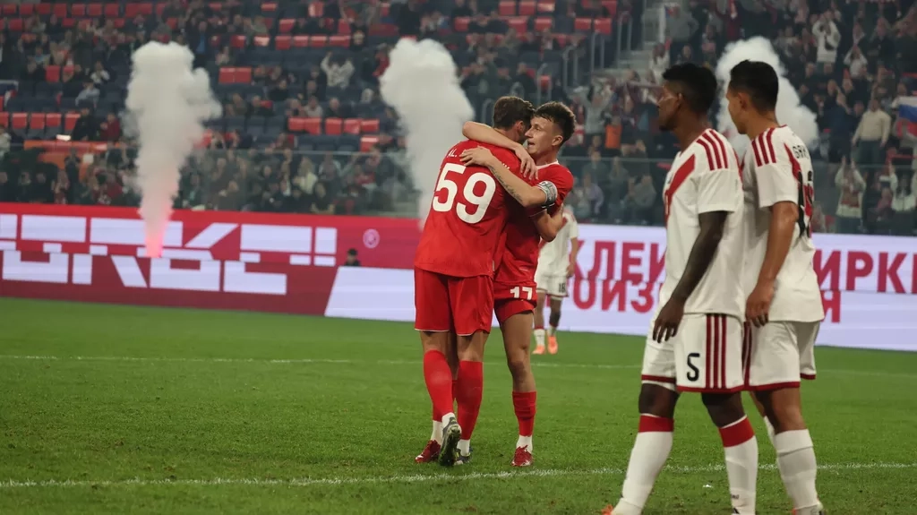 Непомнящий объяснил ничью сборной России с Перу недонастроем