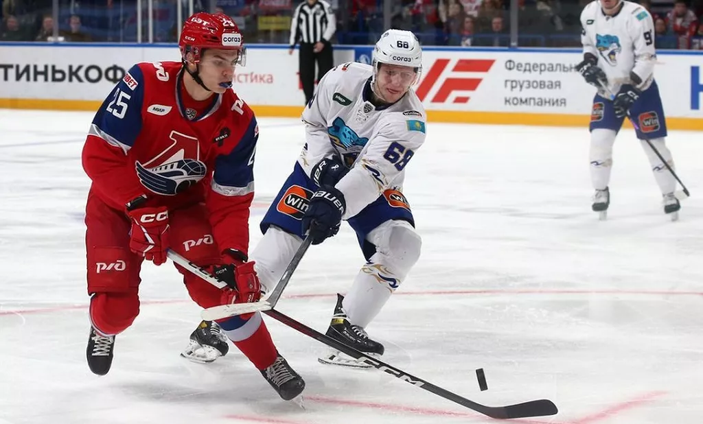 «Локомотив» разгромно проиграл «Барысу» в домашнем матче КХЛ