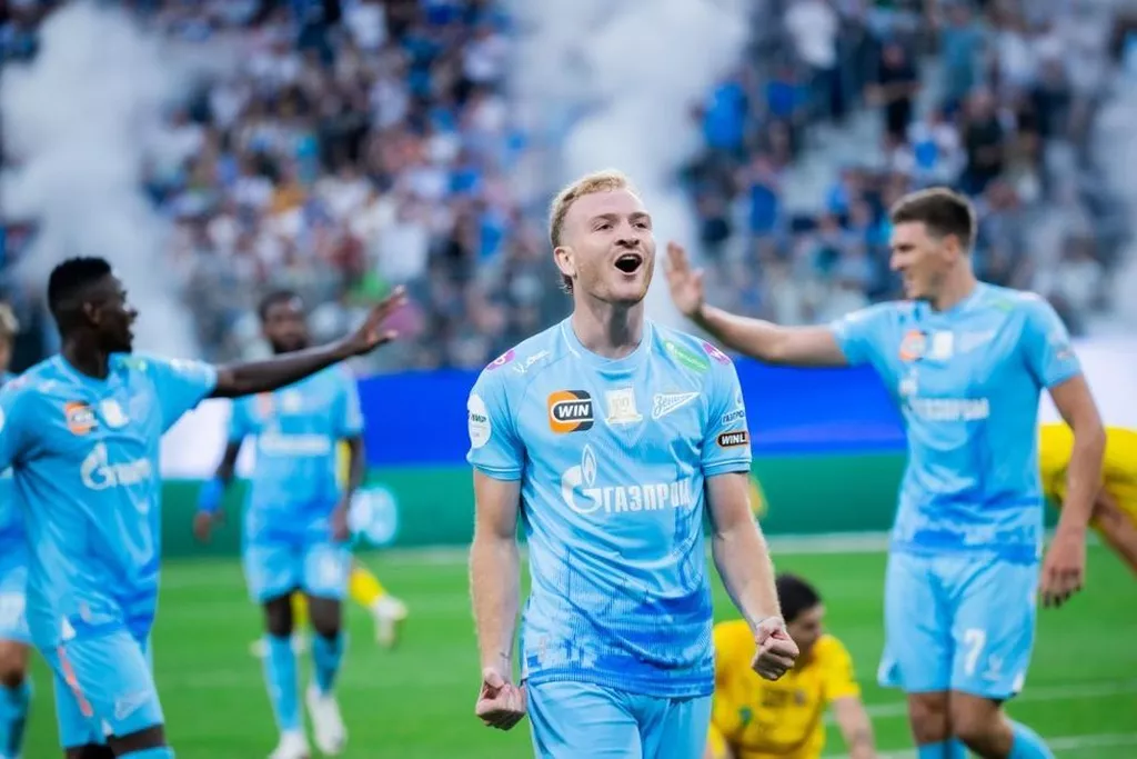 РПЛ: «Зенит» — наименее фолящая команда первой половины сезона РПЛ