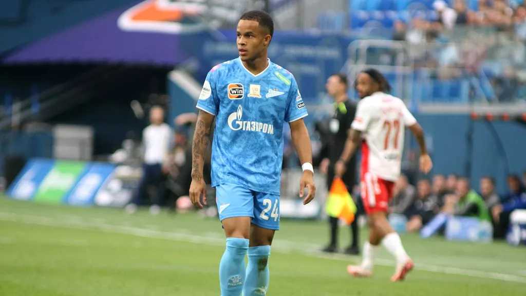 А. Горшков: «Зениту» нужно держать Педро до лета