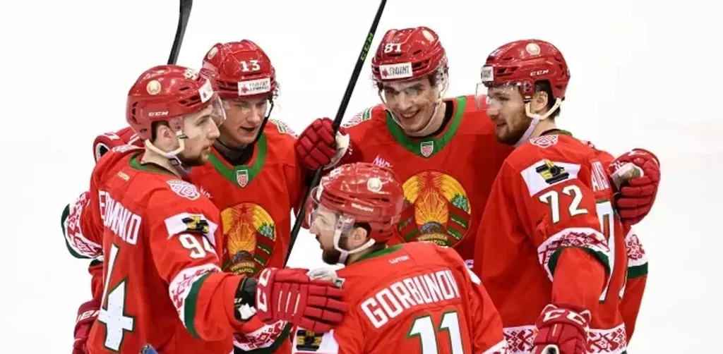 Черкас: привык к матчам с Беларусью и Казахстаном, мне интересно посмотреть нашу сборную