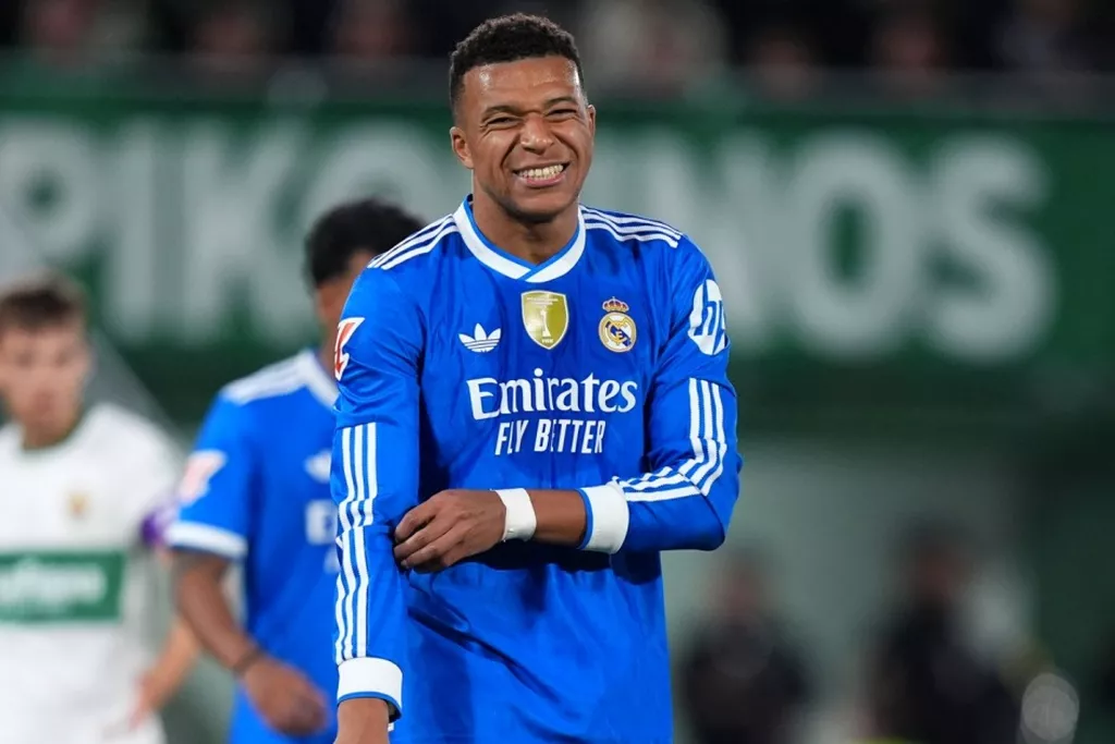 Источник: Килиан Мбаппе пропустит ближайшие матчи «Реала» из-за травмы