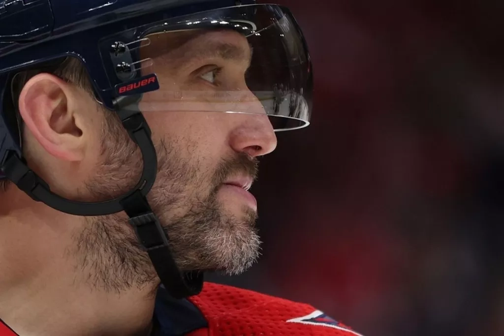 Плющев – о девятиматчевой безголевой серии Овечкина: завистники есть всегда и всегда они будут