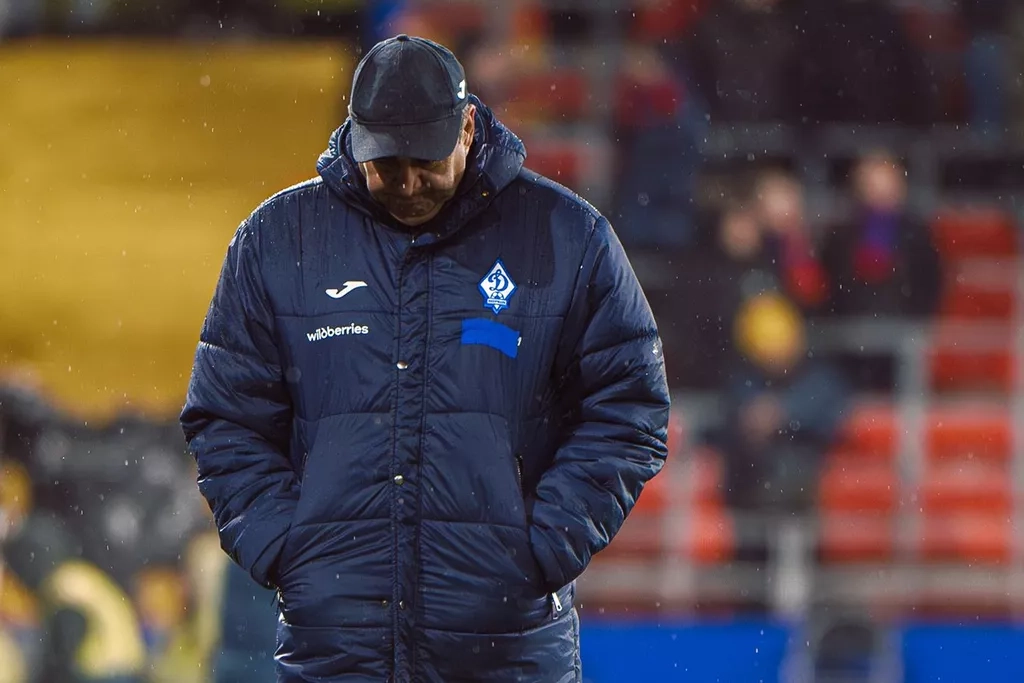 В «Динамо» приняли отставку Хасанби Биджиева с поста главного тренера команды