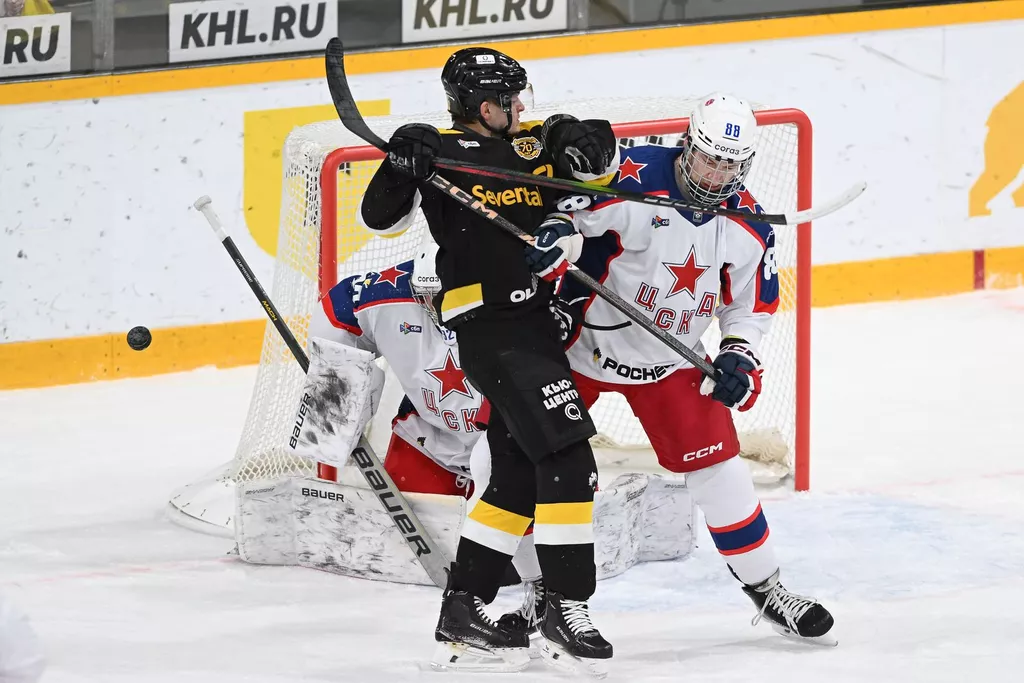 Дубль Аймурзина помог «Северстали» нанести ЦСКА третье поражение подряд в КХЛ