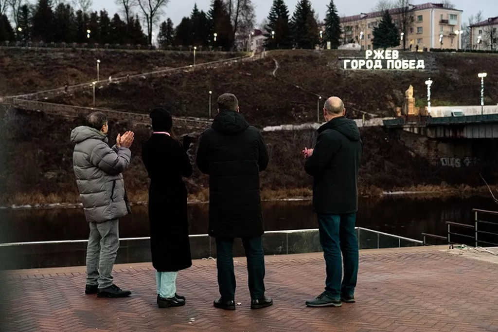 ДоброFON и «Память поколений» помогли дому-интернату для престарелых и открыли световую инсталляцию в Ржеве