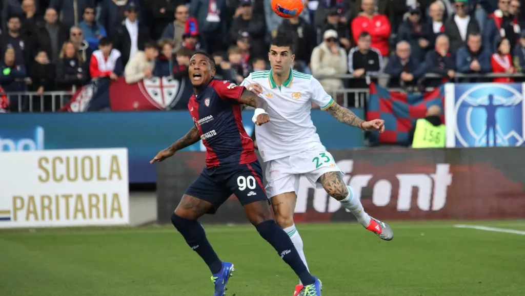 «Рома» в меньшинстве уступила «Кальяри» в гостевом матче 14-го тура Серии А