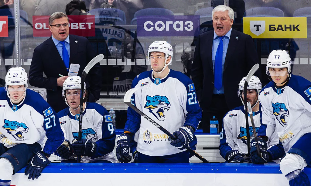 «Барыс» на выезде победил «Авангард», прервав пятиматчевую победную серию омичей