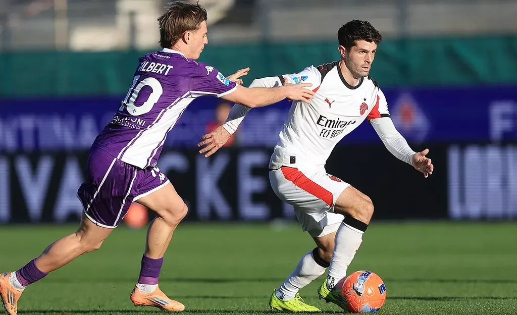 Гол Нкунку на 90-й минуте спас «Милан» от поражения в матче с «Фиорентиной»