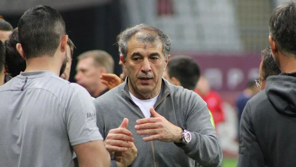 «Рубин» объявил об уходе Рашида Рахимова с поста главного тренера