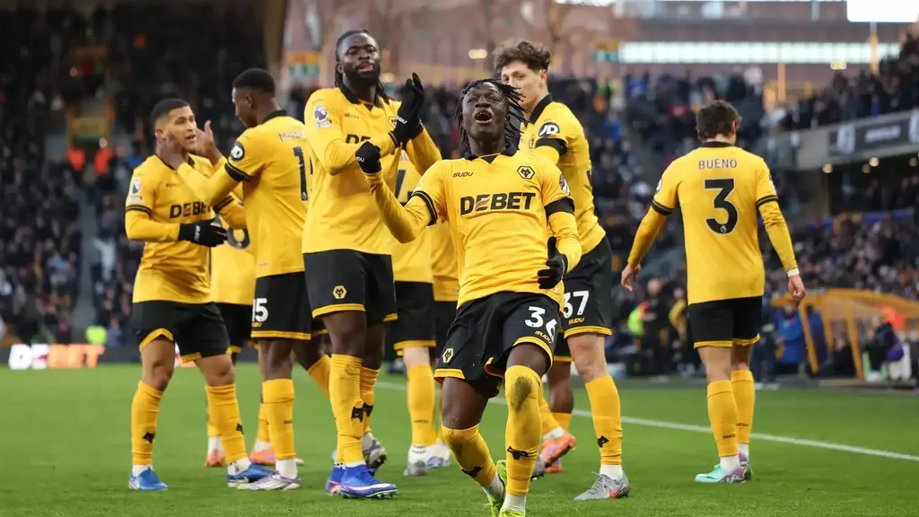 «Вулверхэмптон» одержал первую победу в сезоне АПЛ спустя 20 туров