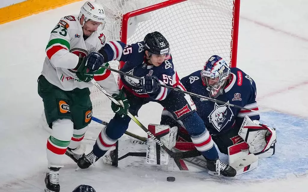 «Нефтехимик» всухую обыграл «Ак Барс» в гостевом матче КХЛ