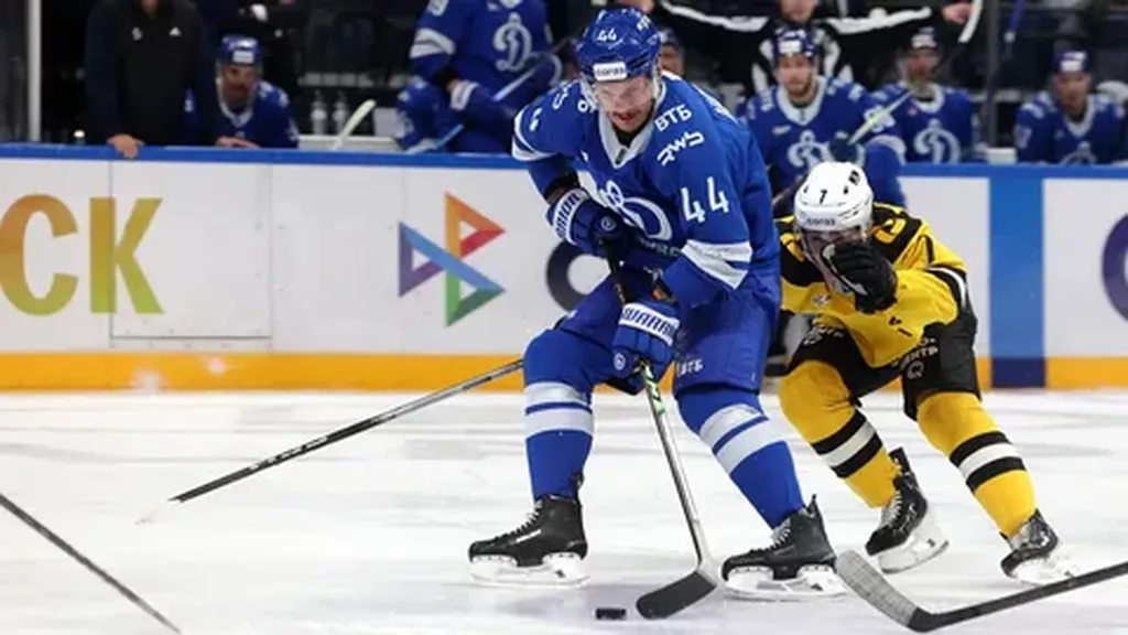 «Северсталь» одержала волевую победу над московским «Динамо», отыгравшись со счёта 0:2