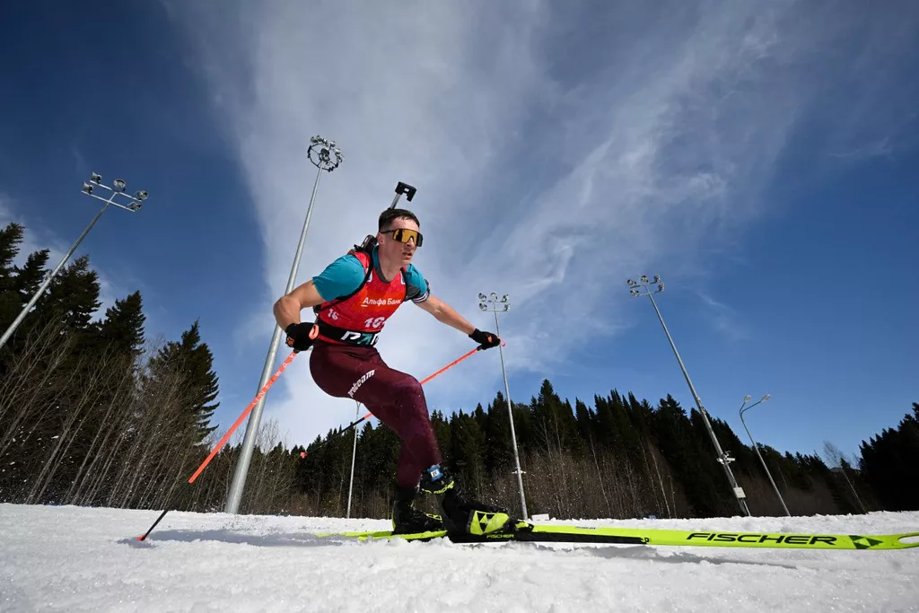 Ярослав Конкин — победитель масс-старта на этапе Кубка России по биатлону в Дёмино