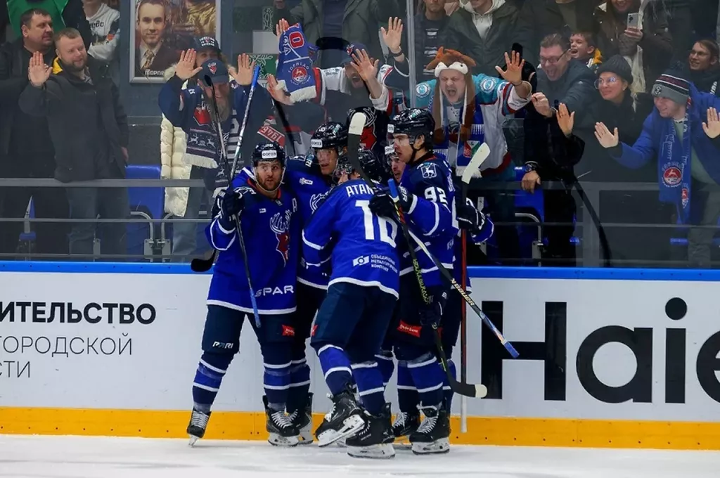 «Торпедо» всухую разгромил «Локомотив» в домашнем матче КХЛ