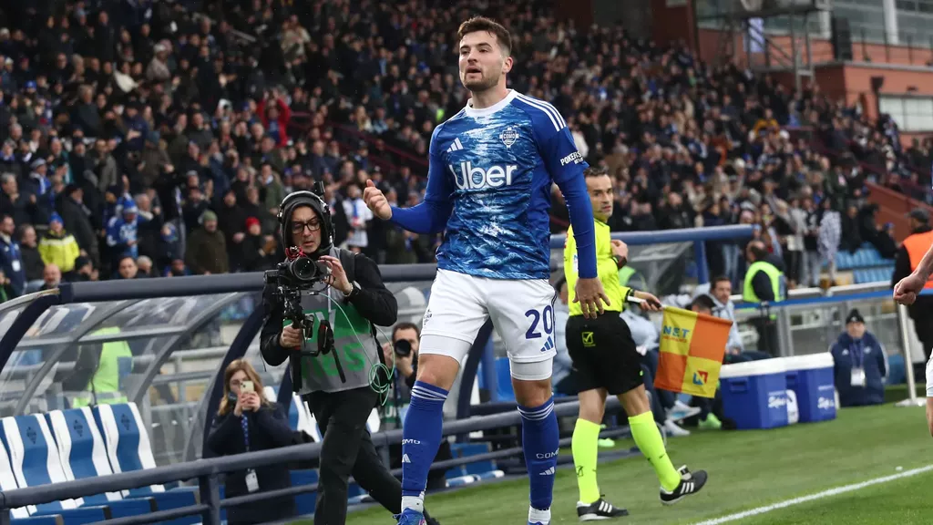 «Комо» Сеска Фабрегаса со счётом 6:0 разгромил «Торино» в домашнем матче 22-го тура Серии А