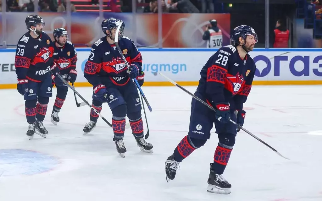 «Металлург» одержал волевую победу над «Трактором» в домашнем матче КХЛ