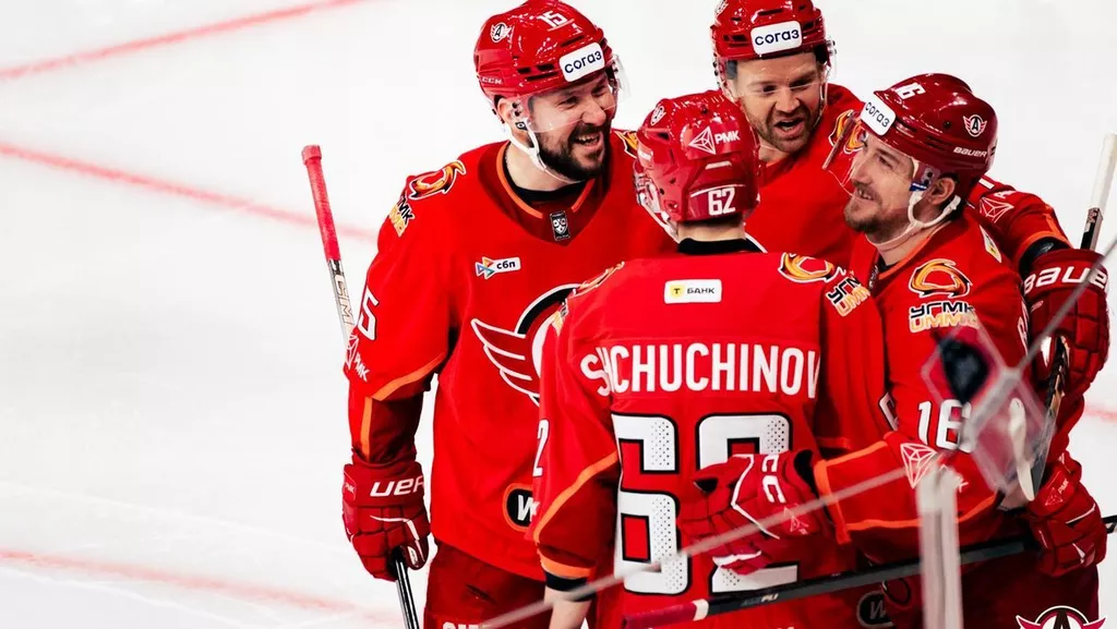 «Автомобилист» в четвёртый раз в сезоне обыграл «Сибирь»