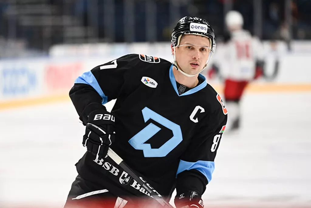 Сафронов: хоккейный интеллект Шипачева на очень высоком уровне