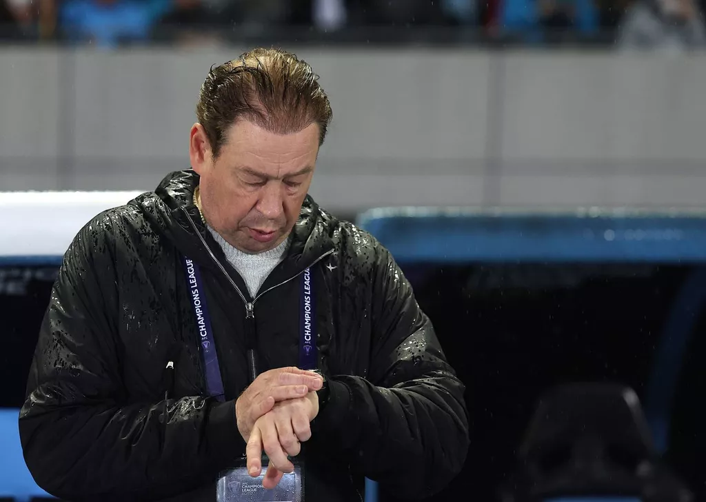 Слуцкого спросили, может ли он покинуть «Шанхай» после снятия 10 очков с команды