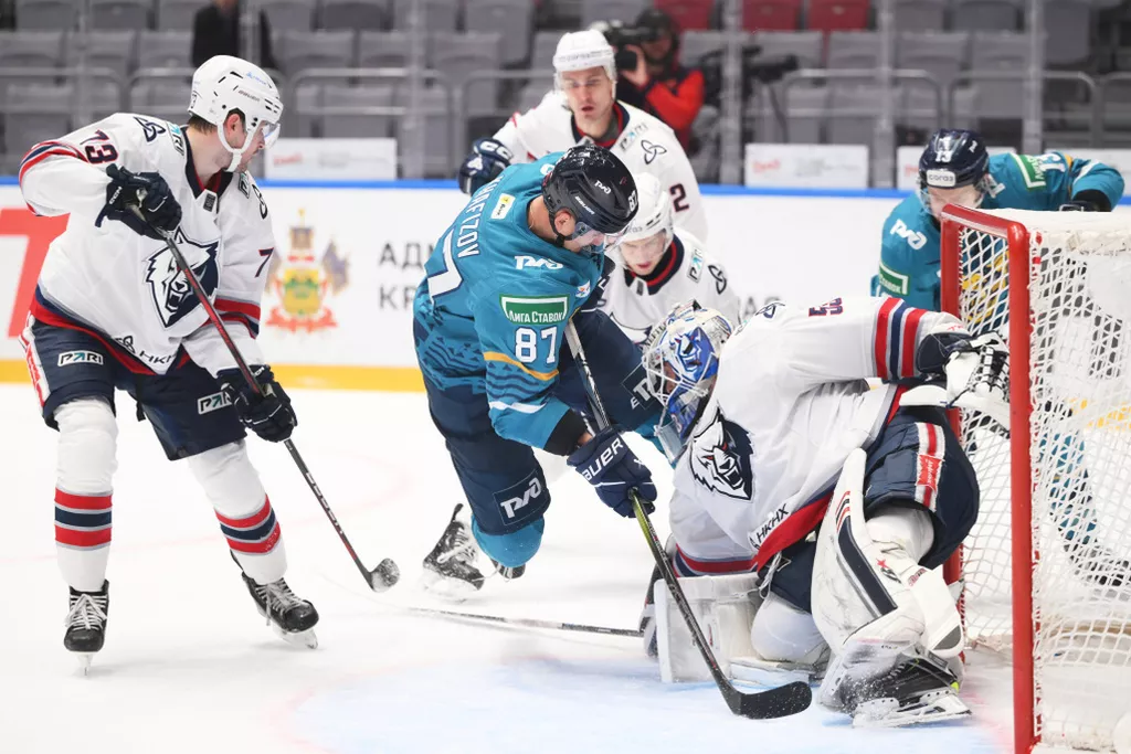 «Сочи» одержал вторую победу подряд в регулярном сезоне КХЛ, обыграв дома «Нефтехимик»