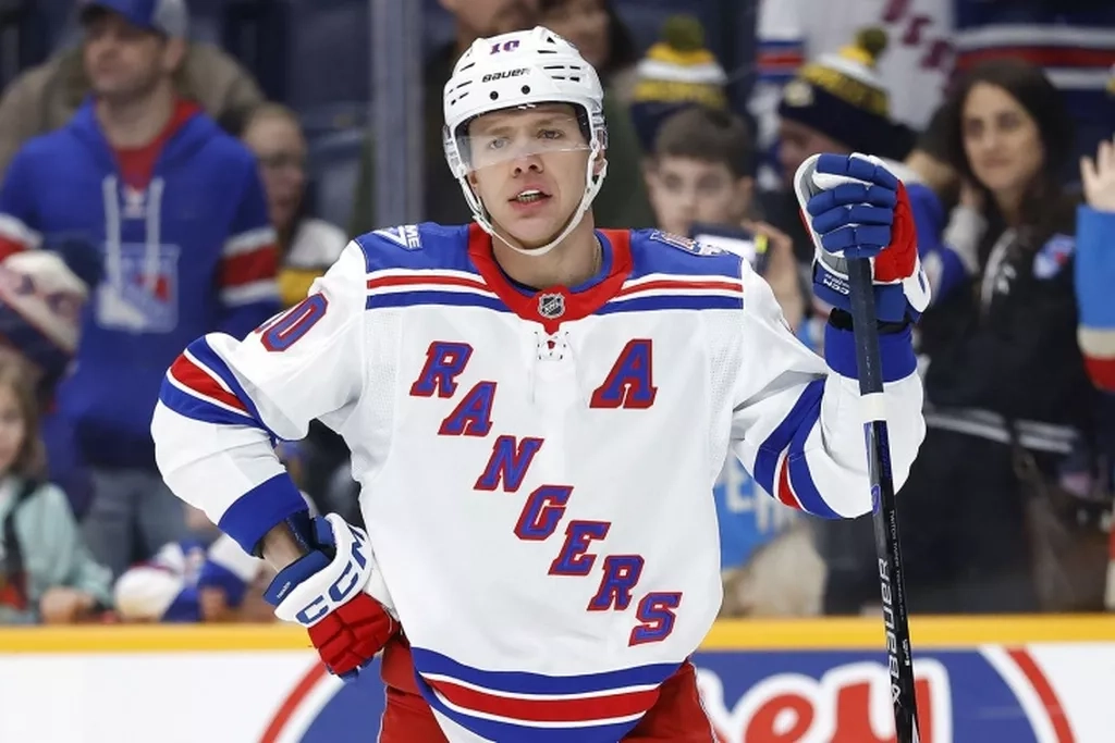 Плющев – о критике в адрес Панарина: среди болельщиков хватает русофобов