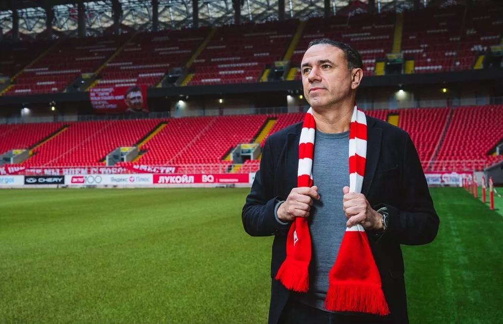 Заварзин объяснил причину долгих поисков «Спартаком» главного тренера